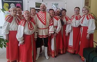 Объединили старинные песни