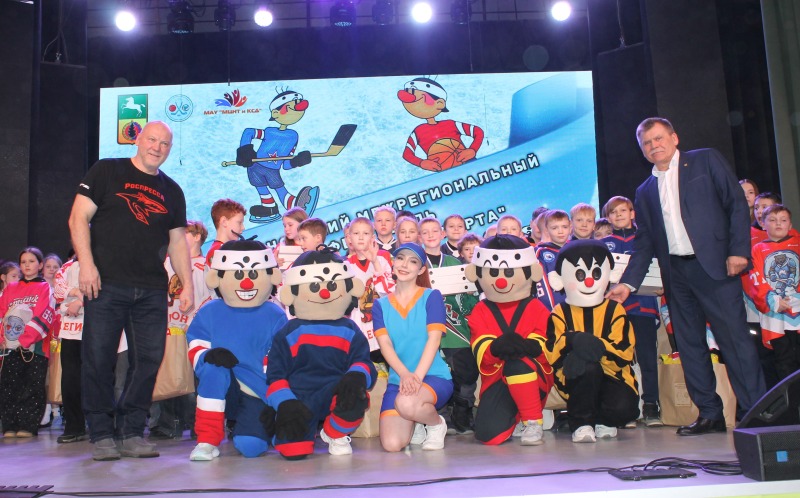 Вперёд, олимпийская смена! Открытие V Асиновского межрегионального фестиваля игровых видов спорта было по-настоящему ярким