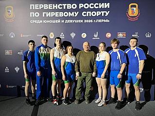 Богатырская наша сила! Четверо асиновских гиревиков завоевали семь медалей на первенстве России
