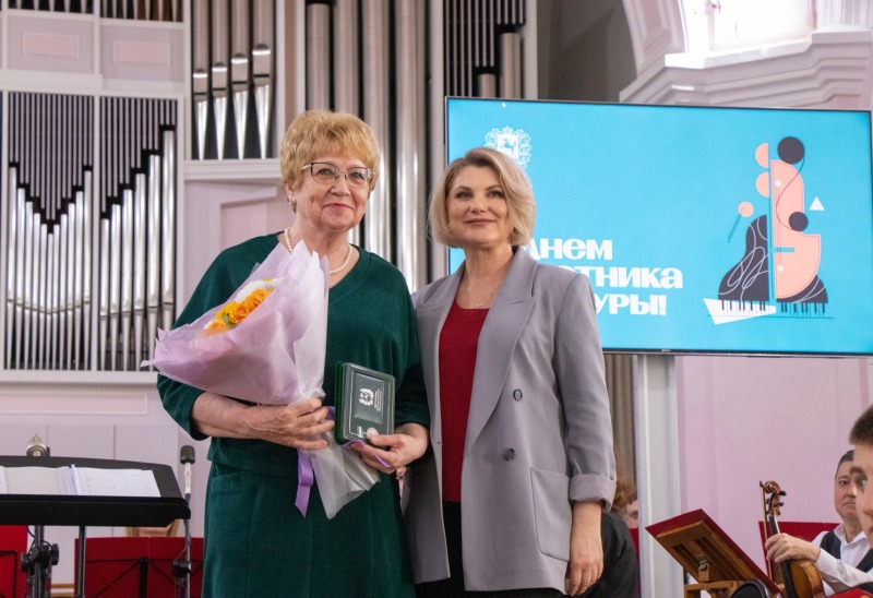 Чествовали за творчество и профессионализм