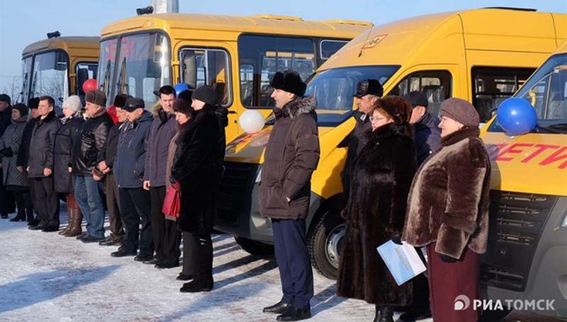 «ПАЗ» в подарок детям