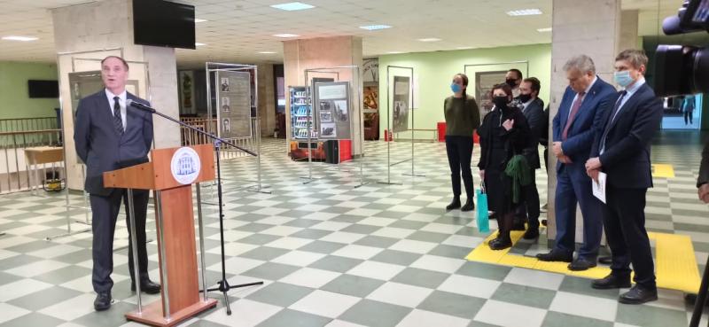Выставка «Подвиг Кремлевских курсантов в годы Великой Отечественной войны» открылась в Корпусе гуманитарных факультетов МПГУ