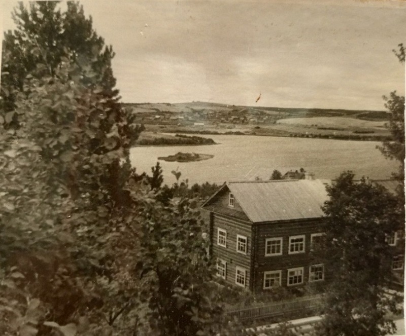 Специалисты Тихвинского музея открывают новые страницы истории ВАД-102!