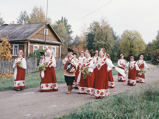 Фольклорному  ансамблю  «БЕСЕДА»•30