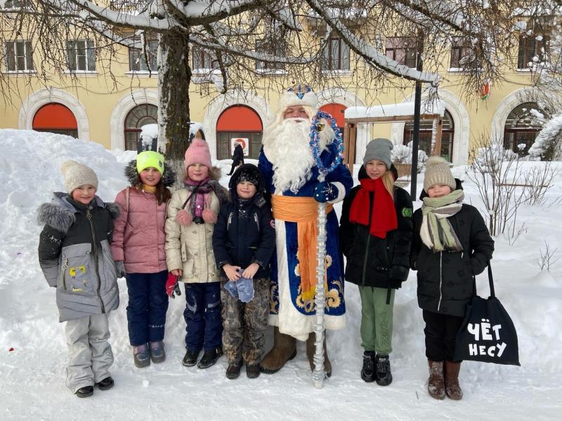 Праздник к нам приходит ― в каждый двор!