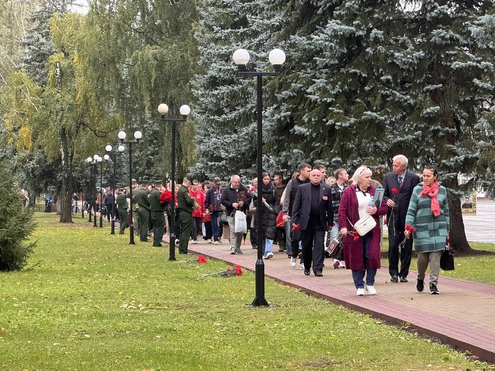 В МВОКУ прошёл День памяти в честь героев-кремлёвцев