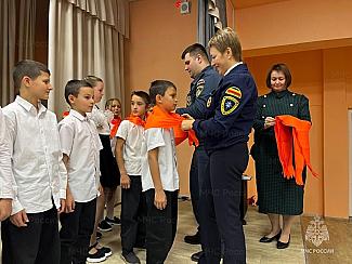 Полку юных  спасателей  прибыло