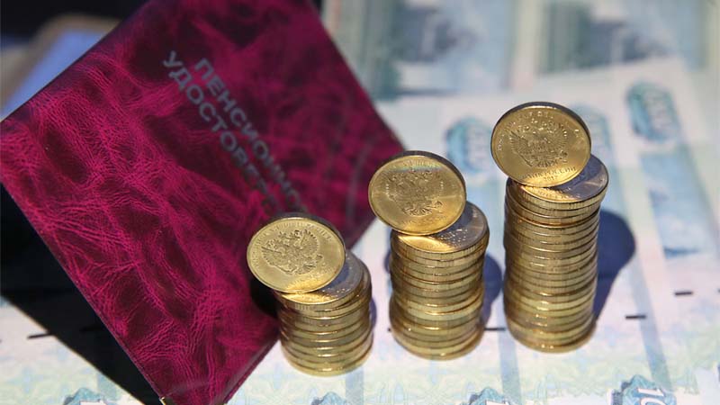 Саратовские депутаты рассказали, согласны ли они сократить свои пенсии