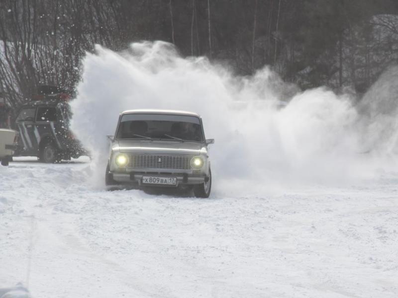 Российский автопром рулит