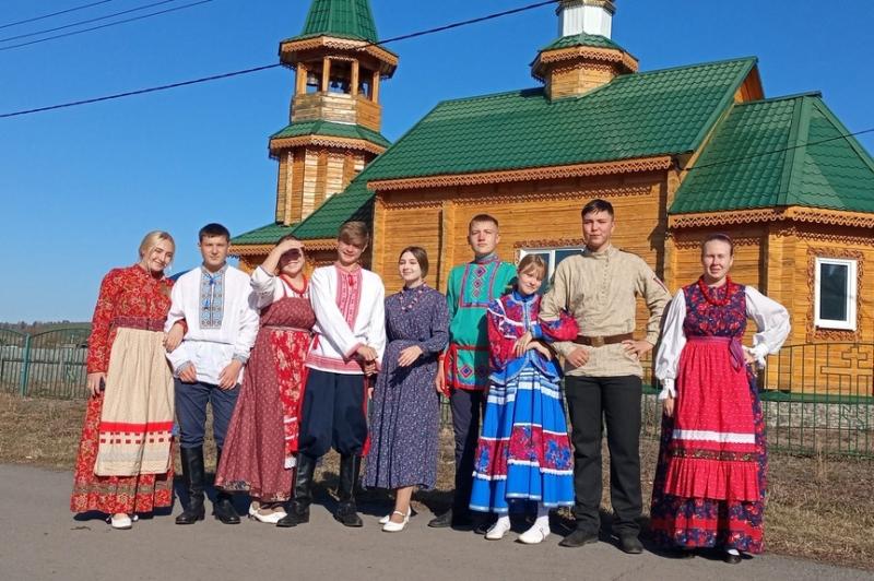 Экспресс продолжает дарить добро