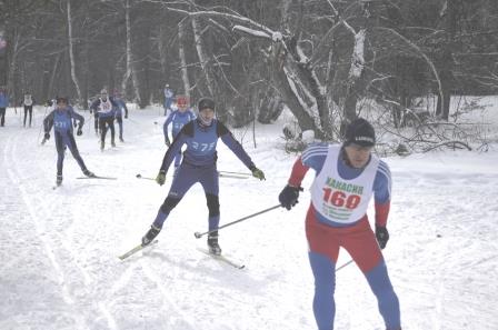 Полтысячи спортсменов на лыжне «Швыдкова – Шулбаева»