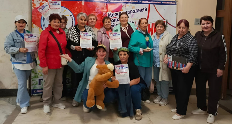 С аппаратного совещания
