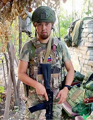 Остался навеки в строю