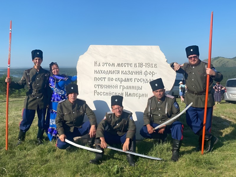 Лейся, песня казачья!