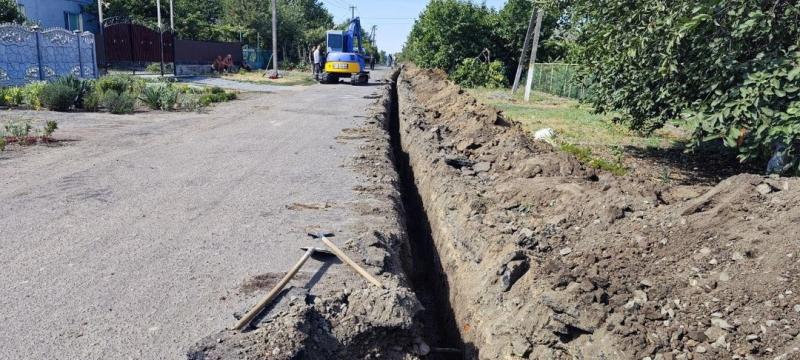 На улице Спартаковской в г. Молочанске близятся к завершению работы по ремонту водопровода