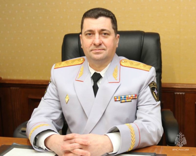 Поздравление начальника Главного управления МЧС Югры Петра Кугуй с днем психолога