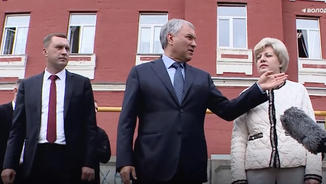 Многострадальный «Спартак». Вячеслав Володин накинул на доделки 2 недели к сроку сдачи саратовского стадиона