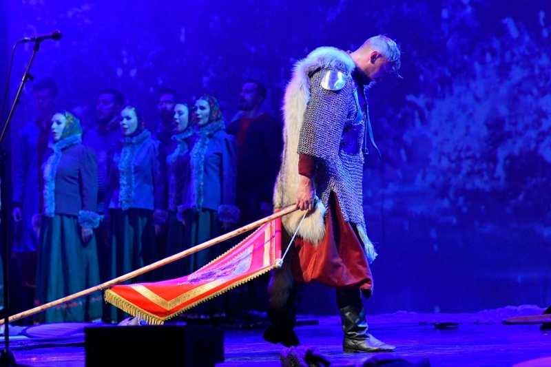 Пять тонн реквизита привезут в Вологду для масштабного шоу «Ермак. Легенда Сибири»