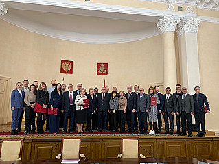 Общественная палата Смоленской области подписала ряд Соглашений сотрудничестве  в сфере общественного наблюдения за выборами президента РФ