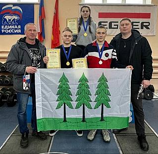 Наши тяжелоатлеты  в числе призёров  первенства области