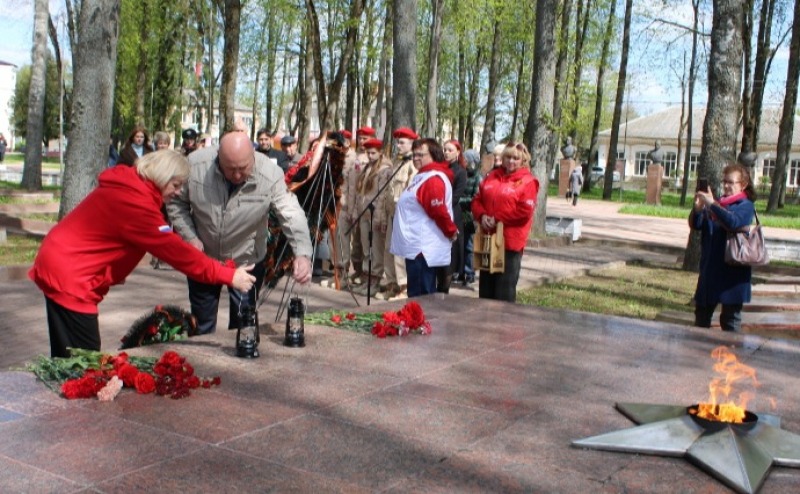 "Огонь Памяти" зажгли на родине Советской гвардии