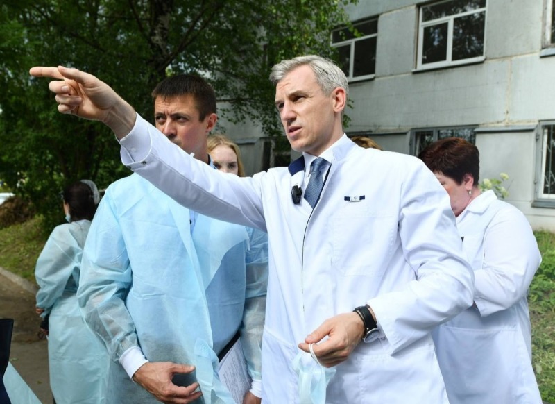 Василий Анохин: В смоленской клинической больнице №1 лечение проходят маленькие и взрослые пациенты со всей области.