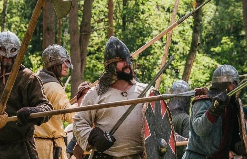 XIII Международный фестиваль исторической реконструкции и славянской культуры "Гнёздово-2025" объединил 550 участников из 37 регионов России
