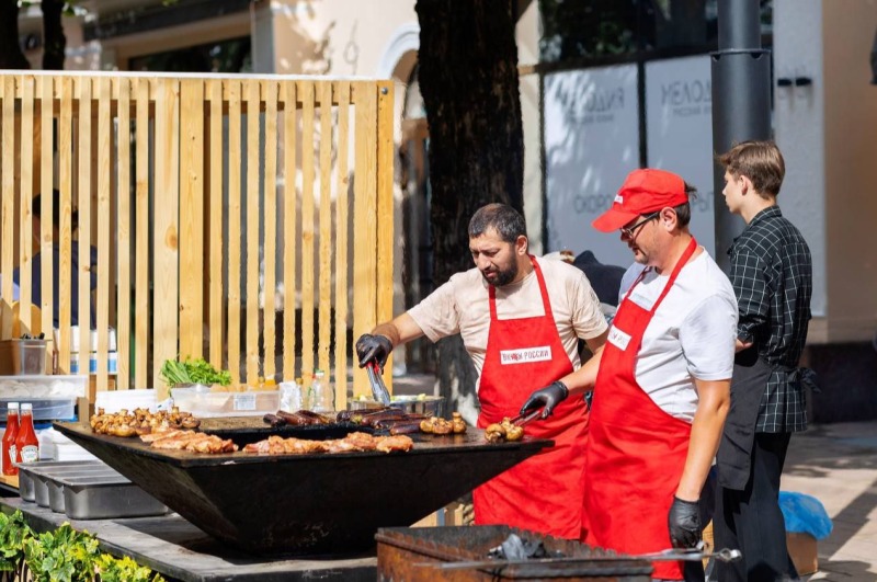 В Смоленске состоялся ежегодный фестиваль уличной еды