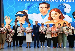Василий Анохин: Развитие сферы образования — это инвестиции в будущее региона, его экономику и социальную сферу.