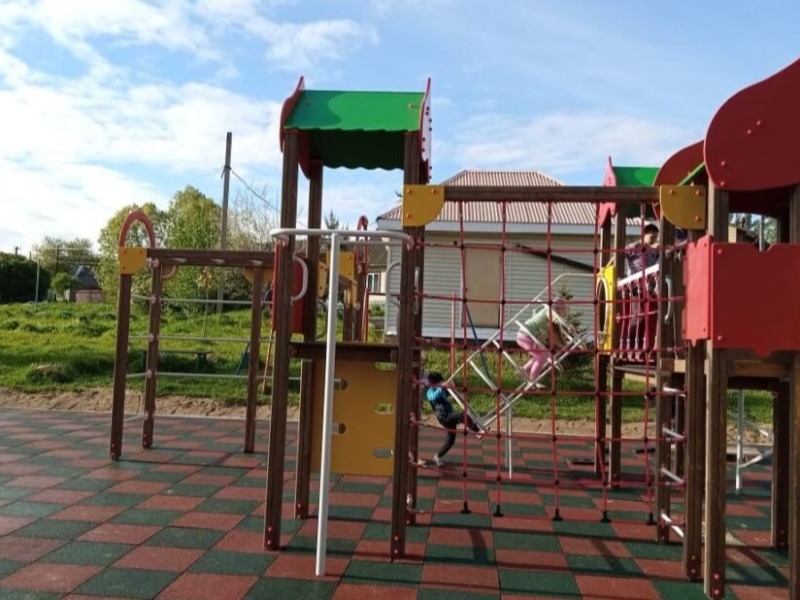 Новые современные детские площадки появятся во всех муниципалитетах Смоленской области