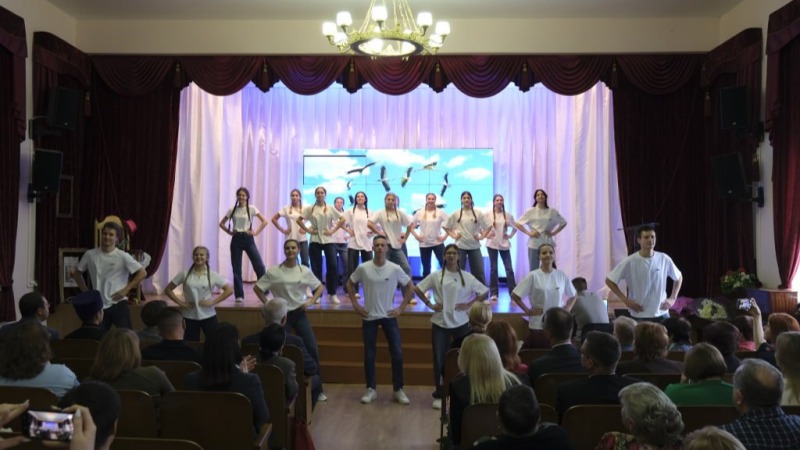 Лицей имени Кирилла и Мефодия отмечает 35-летний юбилей