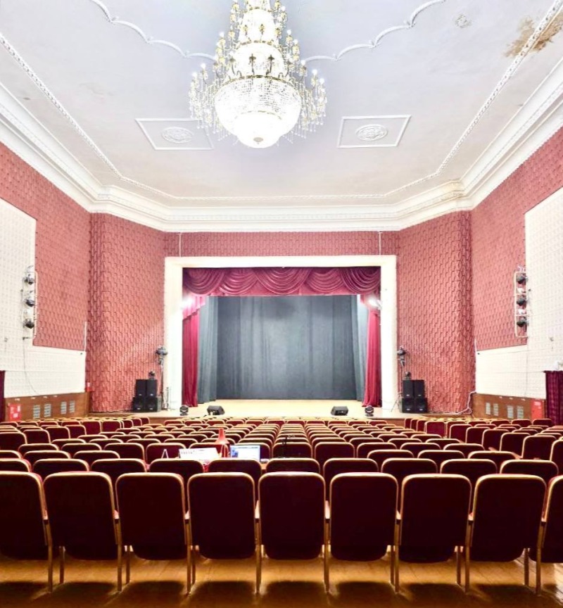 Василий Анохин: Постепенно мы создаем комфортные и современные условия в учреждениях культуры.