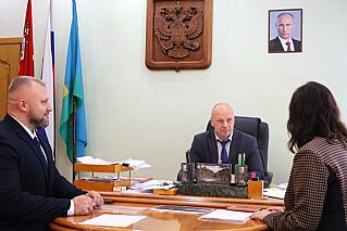 Курсант программы «Герои СВОего времени. Смоленск» Иван Карташев приступил к практике в администрации Рославльского округа