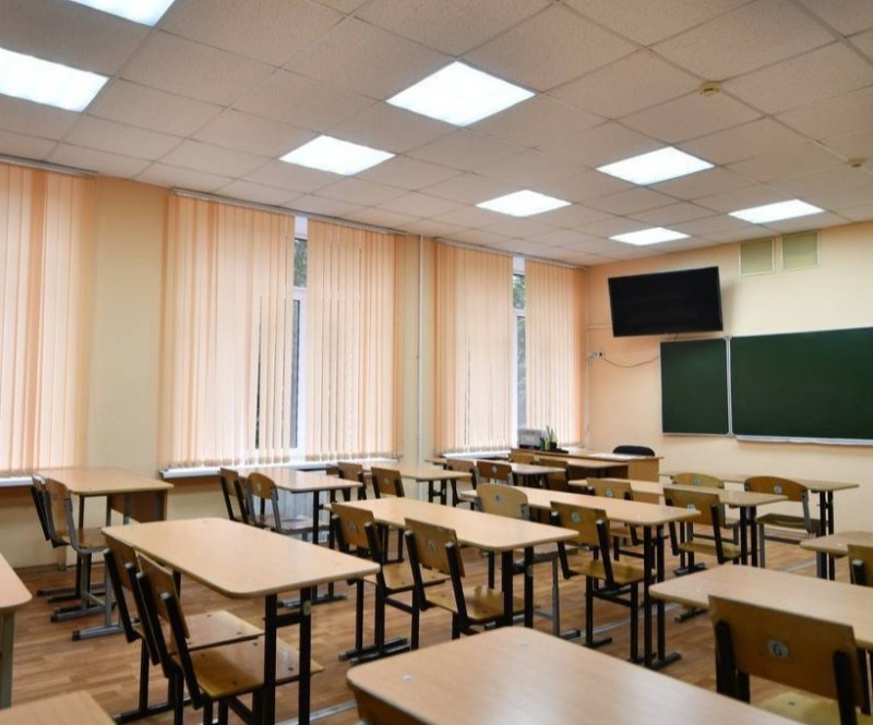 Василий Анохин: Капитальный ремонт еще 18 учреждений образования начнем в следующем году.