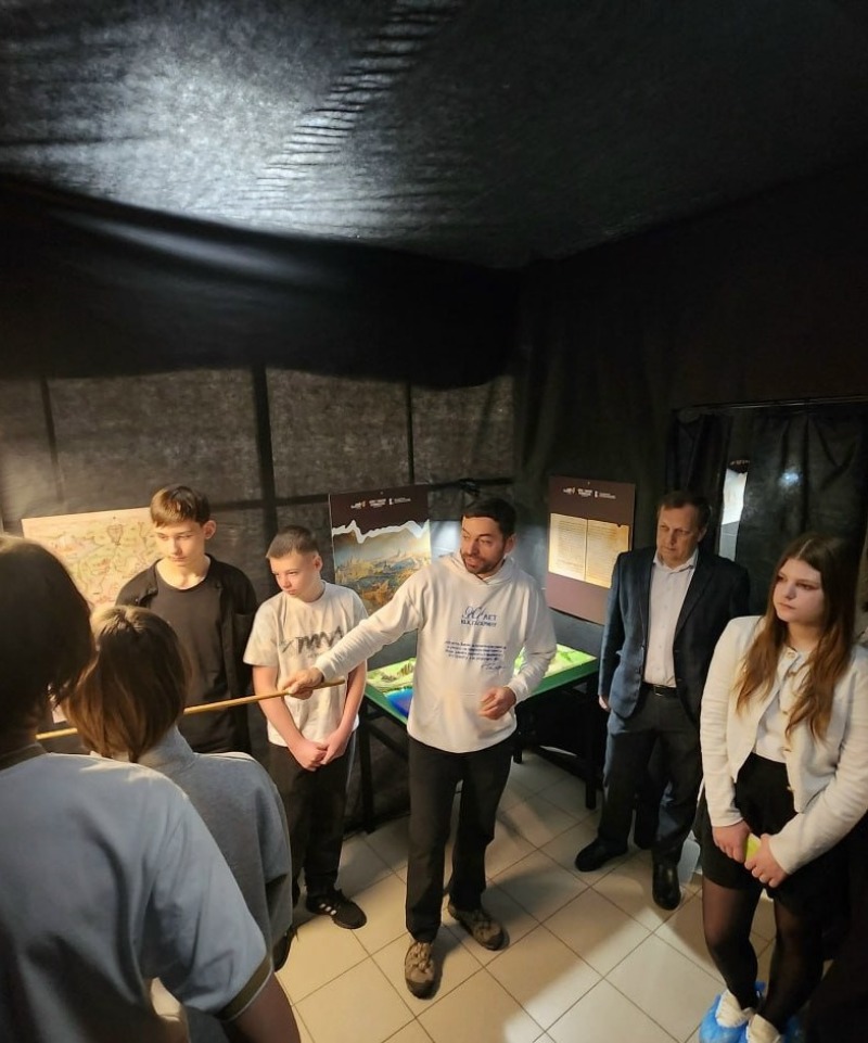 Передвижная выставка, посвященная истории развития бизнеса в регионе, открылась в Смоленской области