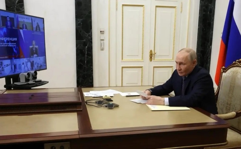 Президент Владимир Путин открыл новый онкологический диспансер в Смоленске