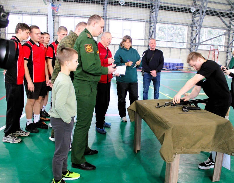 Достойны памяти первогвардейцев