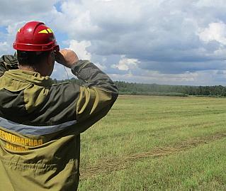 С 1 апреля в Смоленской области начинается пожароопасный сезон, подписал соответствующее Постановление.