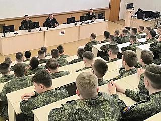 Студентам военной кафедры смоленского филиала НИУ МЭИ рассказали о службе в войсках БПЛА