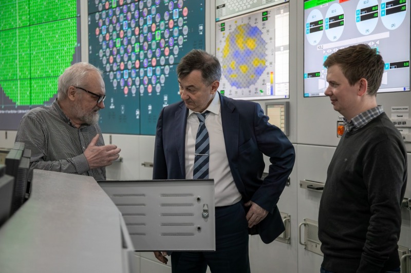 На Смоленской АЭС стартовали комплексные опробования модернизированного полномасштабного тренажера БЩУ 3-го энергоблока (ПМТ-3)