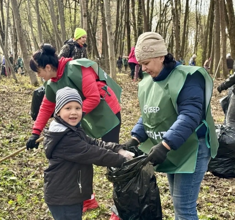 Смоленская область присоединилась к Всероссийскому весеннему субботнику.