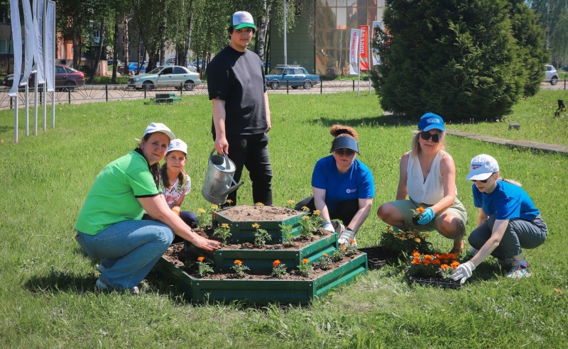 Смоленская АЭС: в Десногорске высадили 30000 цветов