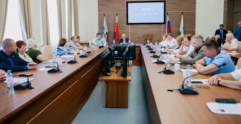 На связи с центром: зампред Госдумы оценил работу региона и обозначил точки роста