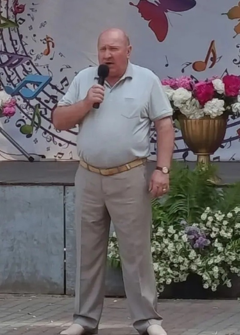 Народы едины под солнцем России!