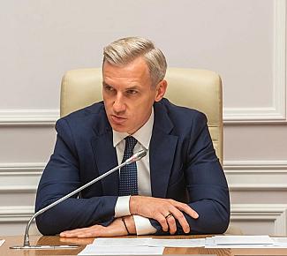 Вопросы взаимодействия финансовых организаций с предпринимателями региона и дальнейшие шаги по повышению доступности финансовых ресурсов для бизнеса обсудили на совещании с руководителями филиалов банков, работающих в Смоленской области.