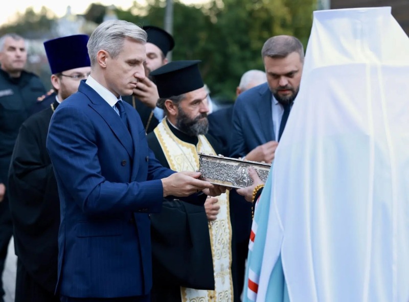 Сегодня в Смоленск прибыла величайшая христианская святыня – десница святителя Спиридона Тримифунтского.