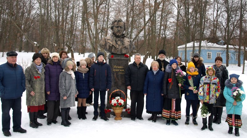 В Новоспасском  отметили день памяти  Михаила Глинки