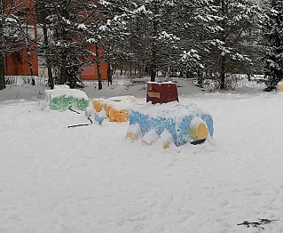 Сказочный городок  от военнослужащих