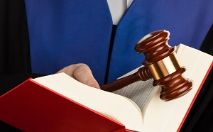 Мэрия через суд требует у строителей выплаты неустоек
