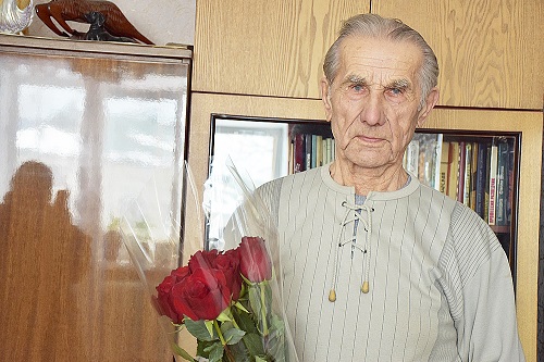Участник Великой Отечественной войны Алексей Ветров отметил свой 94-ый день рождения